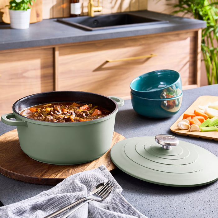 20cm Cast Aluminium Casserole Dish & 24cm Forged Aluminium Saute Pan Set - Green