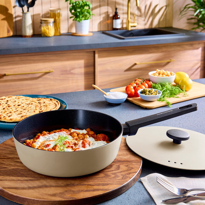 20cm Cast Aluminium Casserole Dish Cream & 24cm Forged Aluminium Saute Pan Set - Cream