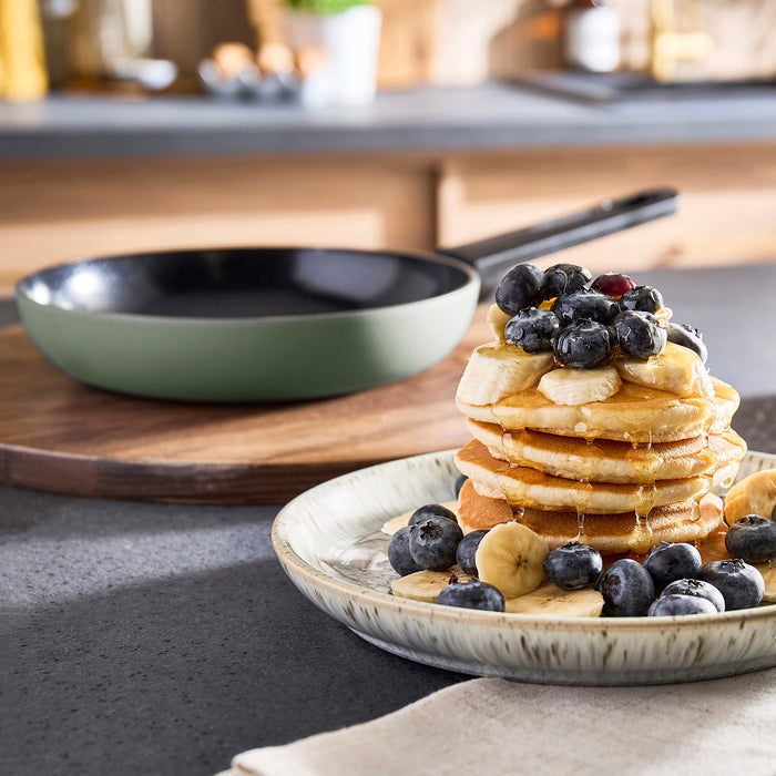 20cm Recycled Aluminium Frying Pan - Green
