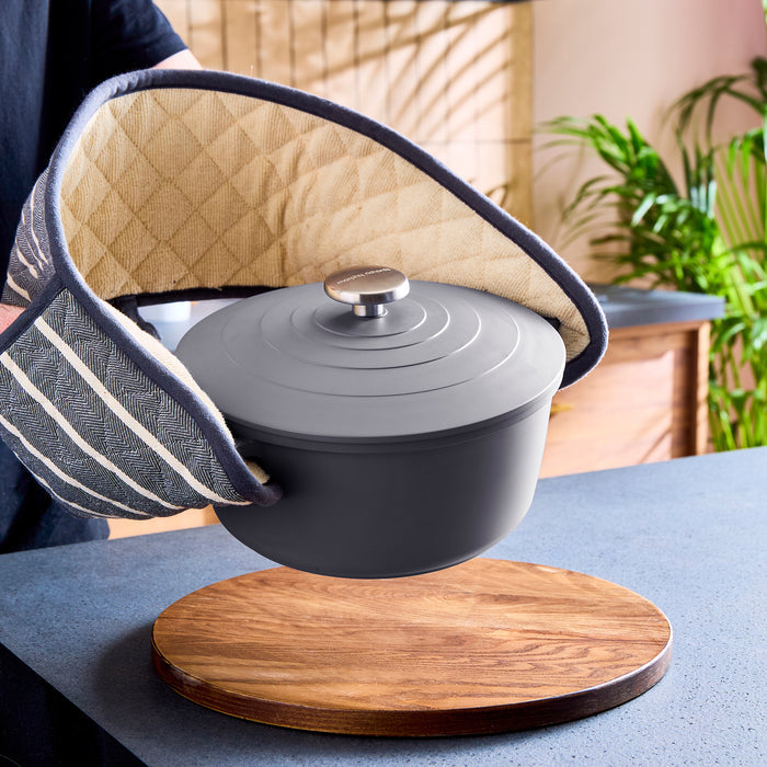 24cm Cast Aluminium Casserole Dish - Grey