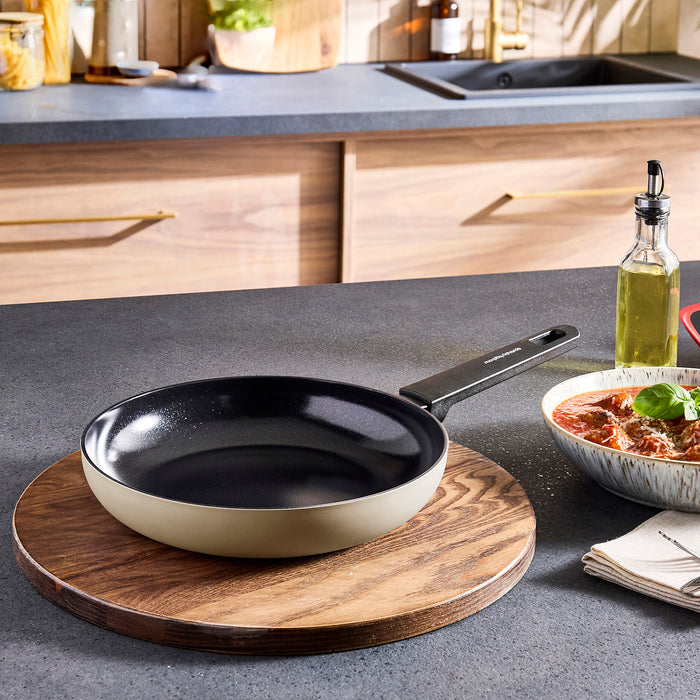 24cm Recycled Aluminium Frying Pan - Cream
