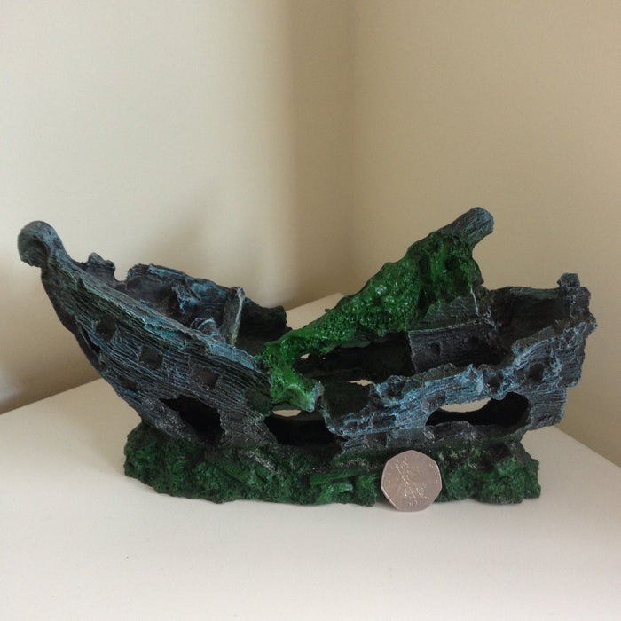Aquarium Ornament - Small Shipwreck (Style 2)