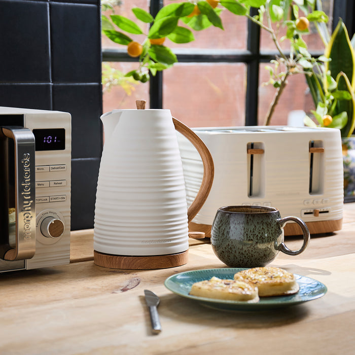 Clay 4-Slice White Toaster - China Clay