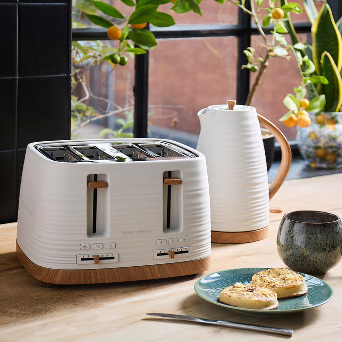 Clay 4-Slice White Toaster - China Clay