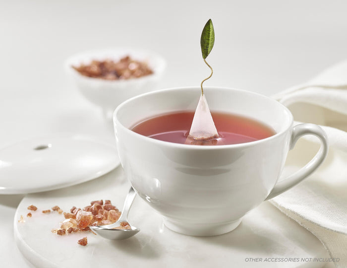 MAIN PDP | Café Cup with lid off, steeping a pyramid infuser, sugar on side