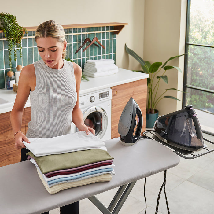 EasySteam+ 2400w Steam Generator Iron