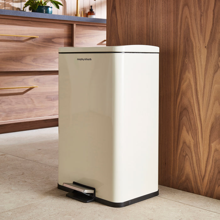 Cream 30L Kitchen Pedal Bin