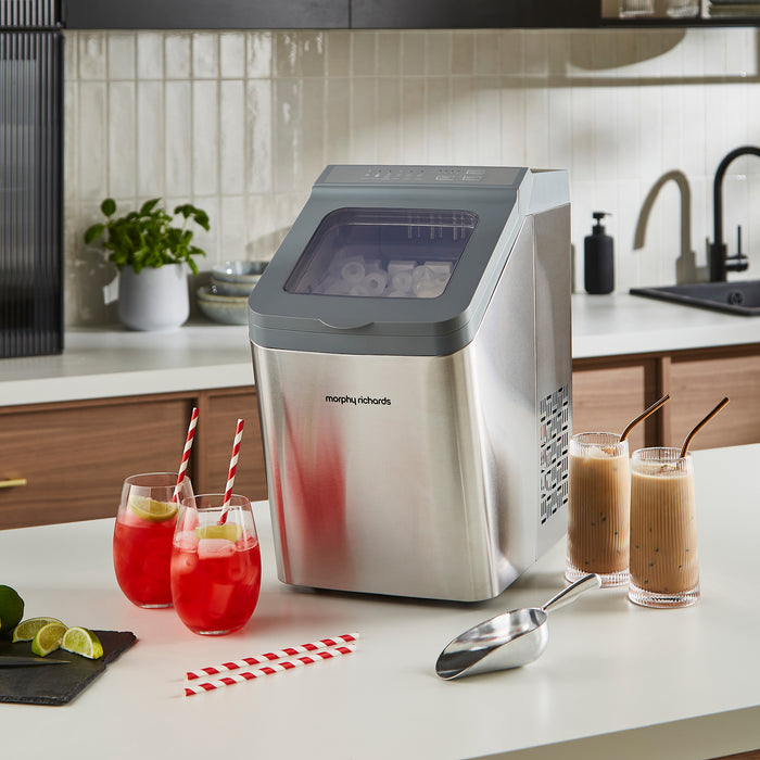Ice Maker with iced coffee