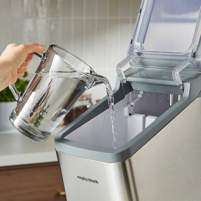 water going into ice maker