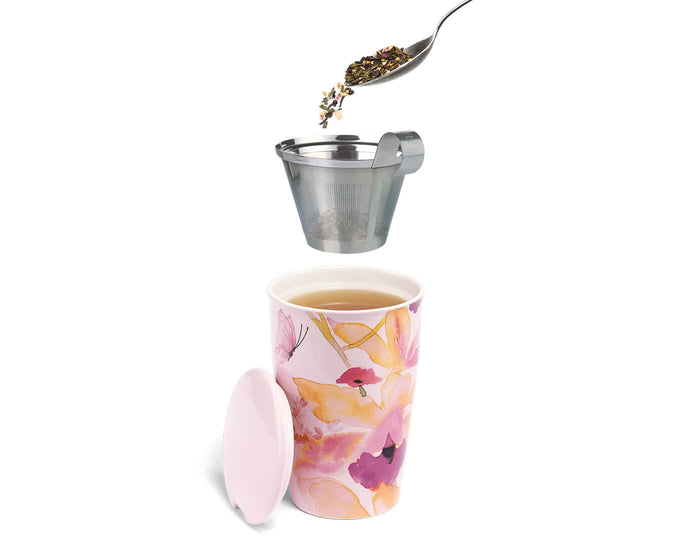 Spooning loose leaf tea into the Mariposa Kati Steeping Cup & Infuser