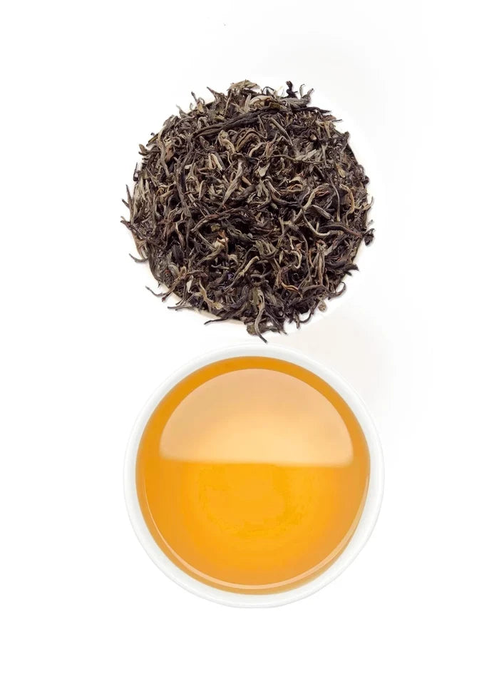 gele-thee-drinken-kekecha-yellow-tea
