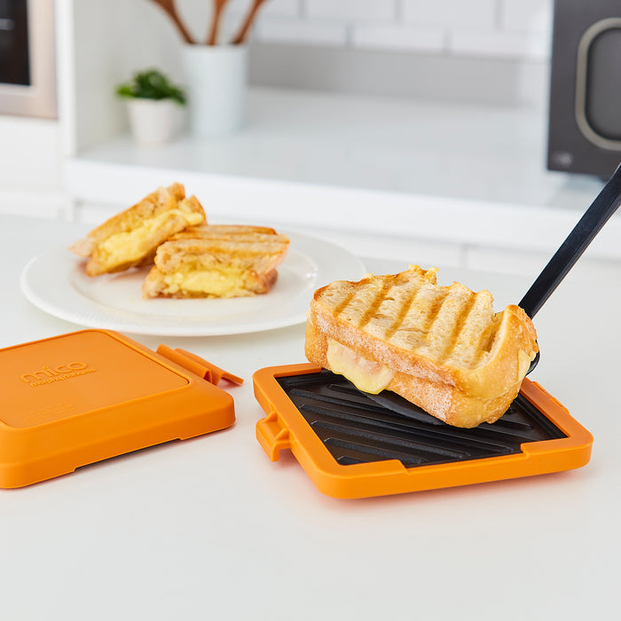 Microwave Toastie Sandwich Maker and Grill making a toastie