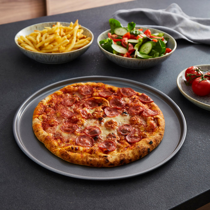 Pizza Pan and Crisper Tray Set and Slotted and Solid Turner Set