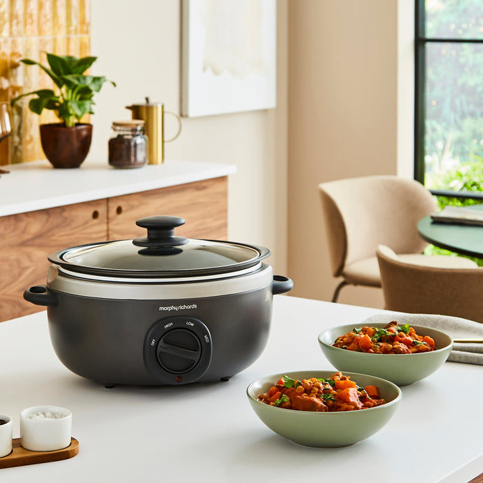 slow cooker on kitchen counter
