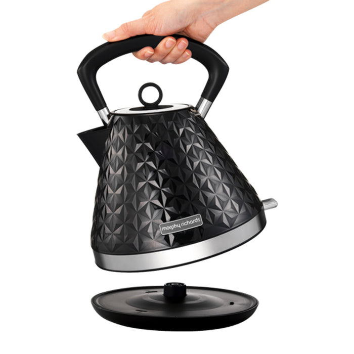 Vector 1.5L Pyramid Kettle - Black